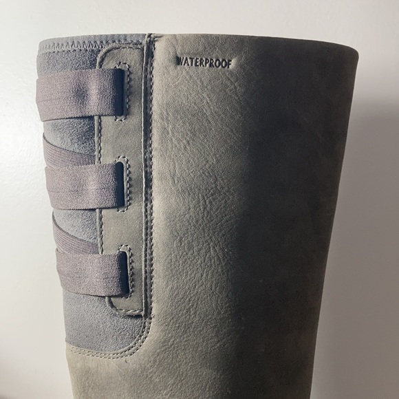 Ariat Women’s Clara Waterproof Boot - Picture 2 of 11